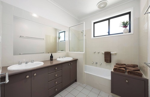 Maffra Hotel | Maffra Motor Inn