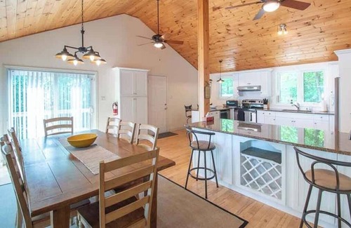Magnetawan Cottage | Mag-nificent Cottage