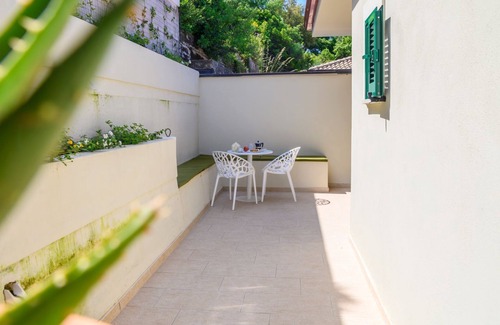 Villammare Apartment | Magarella apartment Scario patio