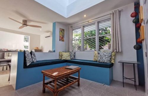 Legazpi House | MAGAYON BLUE HOUSE IN THE HEART OF LEGAZPI