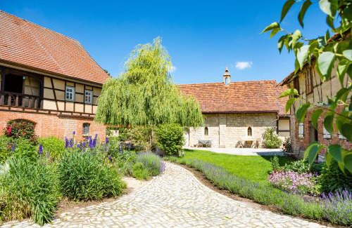 Alach Hotel | Magdalenengut Studios und Suiten