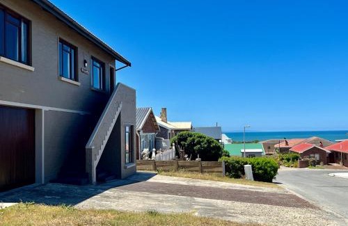 Witsand House | Magdamol holiday home