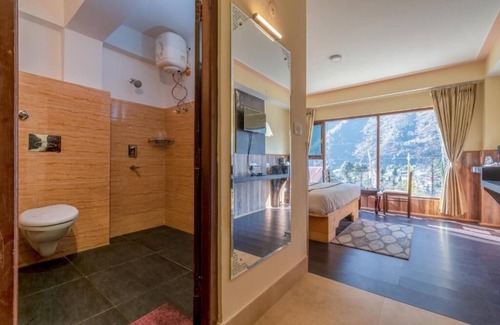 Lachung Hotel | Magellan's The Golden Bridge Hotel
