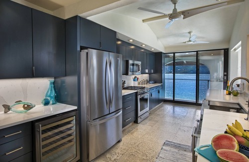 Peterborg House | Magens Bay Luxury 5BR PRIVATE BEACH Waterfront Villa with Pool
