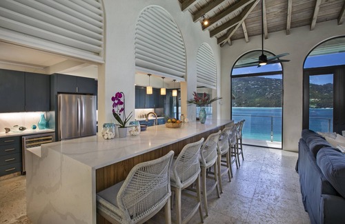 Peterborg House | Magens Bay Luxury 5BR PRIVATE BEACH Waterfront Villa with Pool