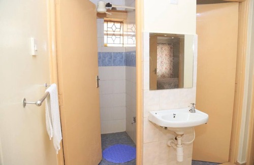 Ruaka Apartment | Maggie Holiday Home