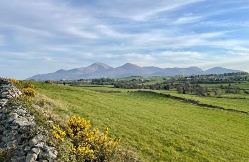Annsborough House | Maggie's Croft Cottages 4 Star Tourism NI