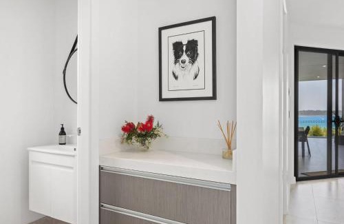 Corlette House | Maggies Place 46B Danalene Parade