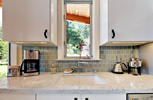 Cazadero House | Magic Madrone: Mid-Century Modern Home w/ Private Saltwater Hot Tub