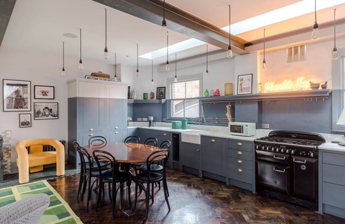South Bank House | Magic Moments - Borough - by Frankie Says