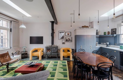 South Bank House | Magic Moments - Borough - by Frankie Says