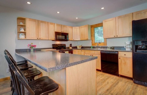 Londonderry Apartment | Magic Mountain Retreat