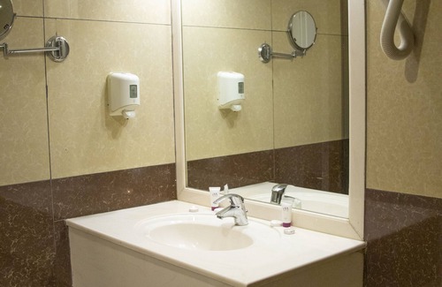 Salmiya Hotel | Magic Suite Hotel