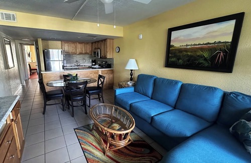 West Kissimmee Resort | Magic Tree Resort 2 Bedroom - Close Proximity to ALL Theme Parks