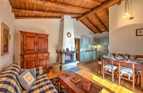 Caprezzo House | Magic Woodland Escape Lake View, Caprezzo, Italy
