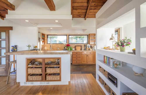 Malibu House | Magical 1927 Malibu Nature Cottage & Beach Retreat