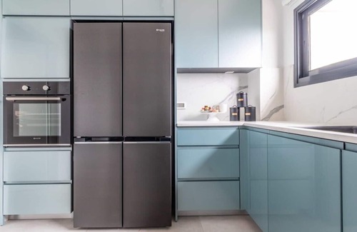 Kiryat Moshe Apartment | Magical 2BR/Parking with amazing view in city gate
