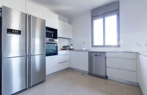 Musrara Apartment | Magical 4BR/Parking with amazing view, city center