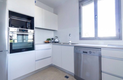 Musrara Apartment | Magical 4BR/Parking with amazing view, city center