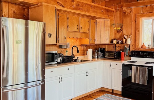 Hillsdale Cabin | magical cabin in the woods