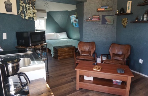 Trenton House | Magical Creature Caretaker Cabin