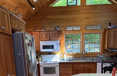 Fryeburg Cottage | Magical Kezar Pond
