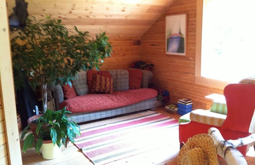 Morrisville Cabin | Magical Log Cabin in the Woods - All Pets Welcome!