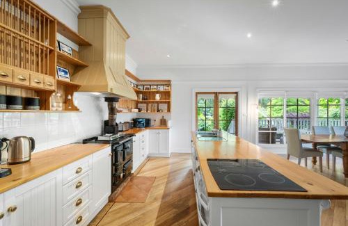 Lucaston House | Magical Lucindale - Gorgeous 4 Bedroom House