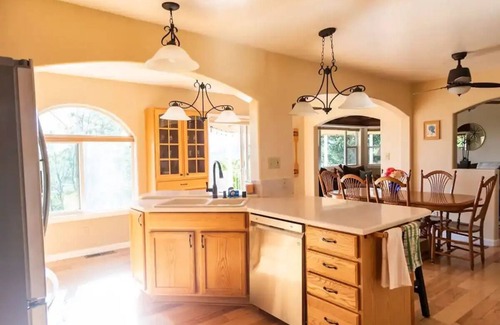 Cedar Ridge Villa | Magical Mountaintop Oasis, Private 5-acre Retreat with Stunning Views!