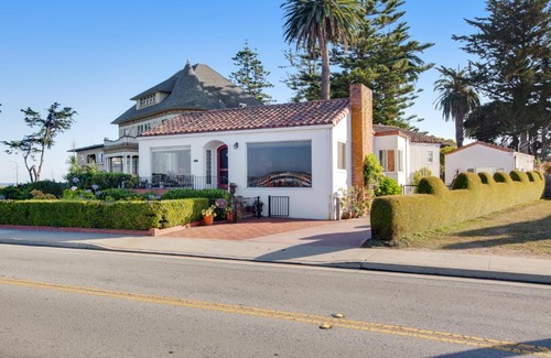 Westside Santa Cruz House | Magical Oasis