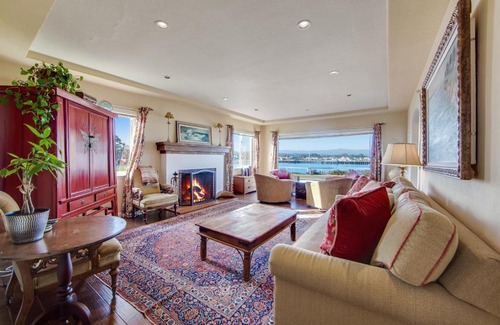 Westside Santa Cruz House | Magical Oasis
