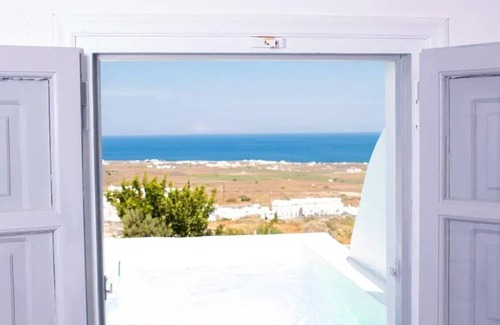 Finikia Villa | Magical Santorini Villa | 1 Bedroom | Villa Finia | Outdoor Plunge Pool &.