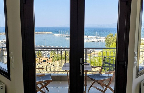 Kiparissia House | Magical Seaside Town Boutique Apts 1