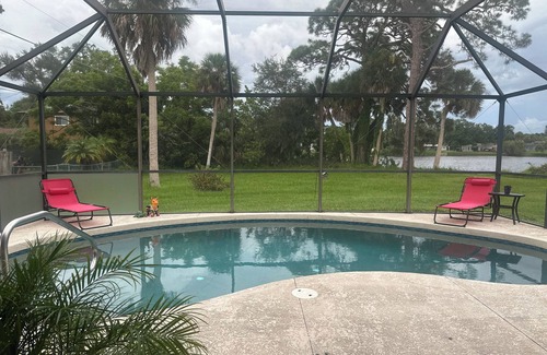South Venice Apartment | Magical Suite: Pool, Sauna, AC, Wi-Fi and More in Awesome Quite nVenice-Florida