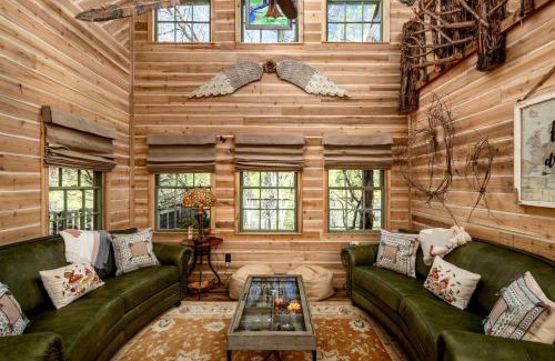 Dennis House | Magical Treehouse with Slide by Brazos River for Family Glamping Adventures in Texas