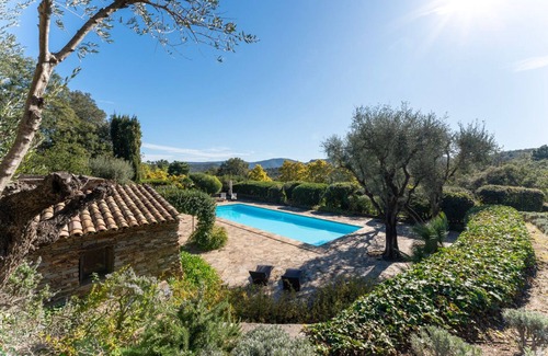 La Mole House | Magical Villa 40 acres w/Pool, AC - Côte de Provence vineyard - Golfe St Tropez