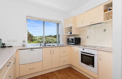 Waipu Cove House | Magical Waipu - Waipu Cove Holiday Home