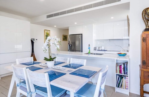 Bongaree Apartment | Magical Water Views, TOP NOTCH