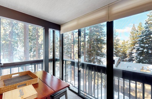 Incline Village Condo | Magical wilderness condo with private balcony, open layout, partial AC, & W/D