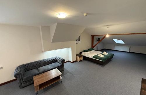 Zambrow Hotel | Magiczna Farma Hotel Obiady Mąka i Magia