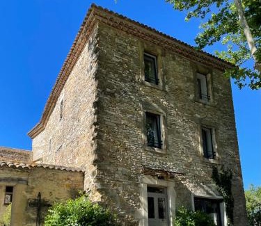 Saint-Hippolyte-de-Caton House | Magnanerie de Sainte Croix