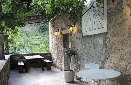 Massegros Causses Gorges House | Magnificent presbytery in the gorges du Tarn