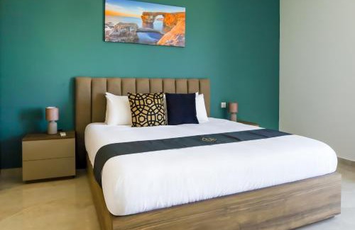 Xaghra House | Magnifica Holiday Home with Jacuzzi hot tub and pool