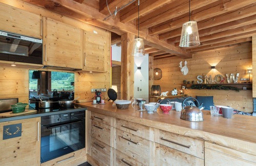 Le Serre Barbin Apartment | Magnificent 14-room apartment in chalet, south-facing terrace, fireplace