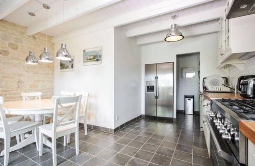 Saint-Georges-du-Bois Villa | Magnificent Charentais Villa with Pool & Garden