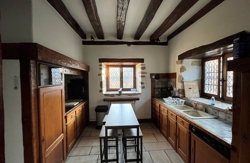 Concriers Cottage | Magnificent 16th-century villa with swimming pool and sauna in a 5-hectare estate.