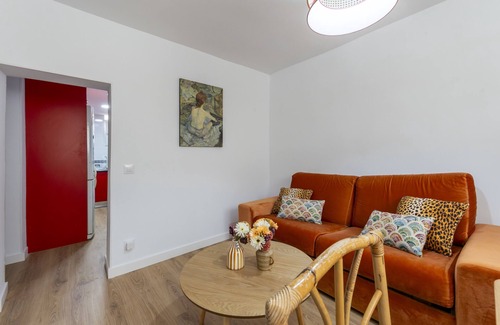 Pueblo Nuevo Apartment | Magnificent 3 Bedroom Flat in Madres Plaza de Mayo - Spacious and Comfortable -Madrid
