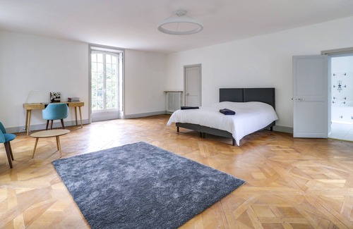 Grez-sur-Loing House | Magnificent 7-bedroom château set in 3 hectares of parkland 1 hour from Paris