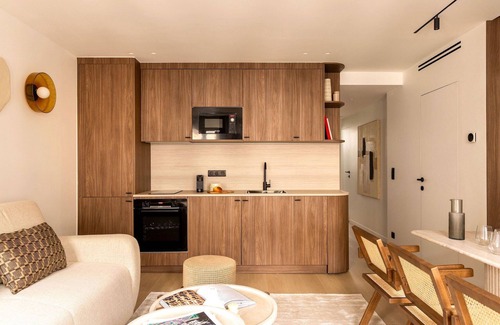 Paris City Center Apartment | Magnificent apartment -2BR-6P- Musée du Louvre