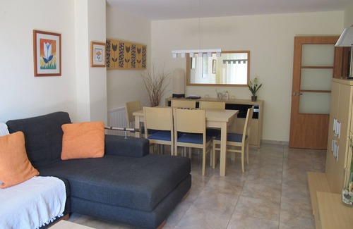 L'Escala Apartment | Magnificent apartment. modern and recent, 300 m from the sea, with swimming pool and parking